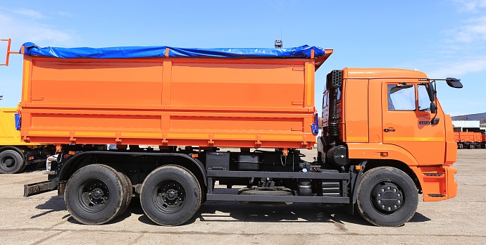 Самосвал КАМАЗ 45144